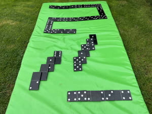 Giant Dominos