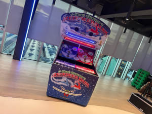 Bounce A Ball Reindeer Racing