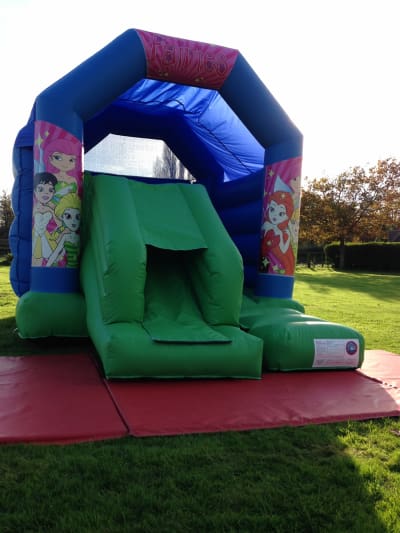 Inflatable Nightclub - Bouncy Castle Hire in Andover, Whitchurch, Tidworth,  and surrounding Hampshire & Wiltshire areas