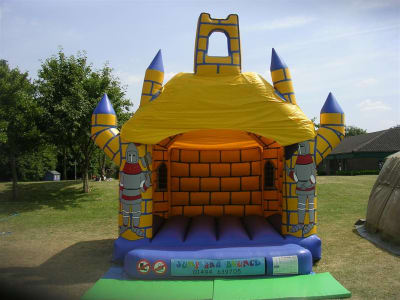 12 x 17 Knights Bouncy Castle, a bouncy castle for hire from Jump & Bounce