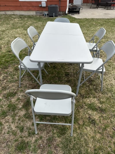 Chairs & Tables