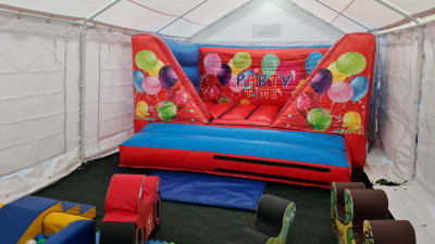 Bouncy castle hire Birmingham. Prices start from £45