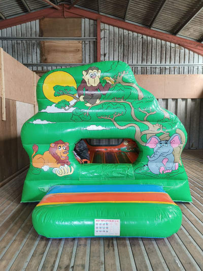 Jungle Bounce and Balls, a bouncy castle for hire from Sploj