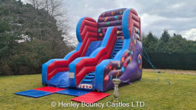 Rent a bouncy castle near deals me