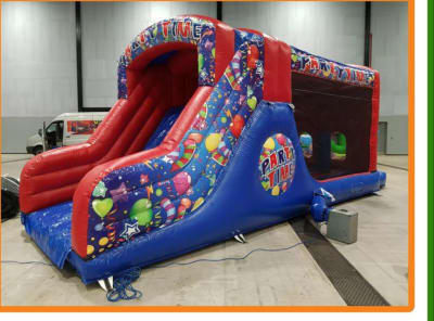 29ft Party Time Fun Run, a assault course for hire from Betchley's Bouncy Castles