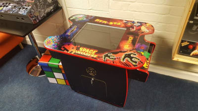 Retro arcade game hire
