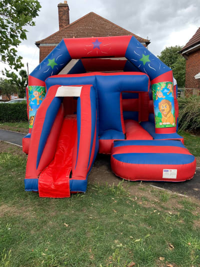 Bouncy Castles Soft Play Slides Photobooth Hire