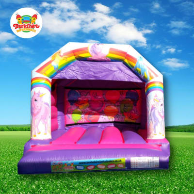 Unicorn Fun, a bouncy castle for hire from Berkshire Inflatables