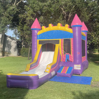 Wet/Dry Combination Bounce Houses