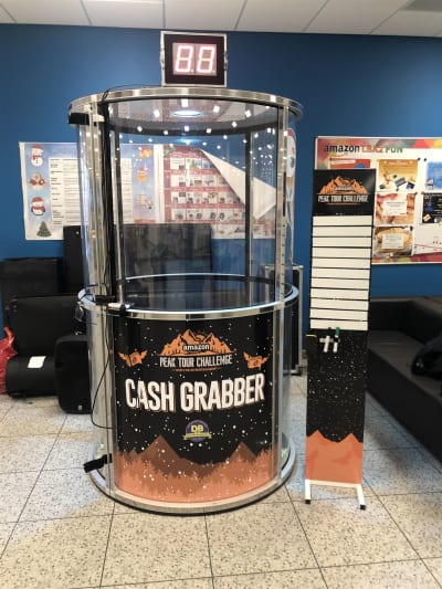 Grab a Grand cash grabber hire