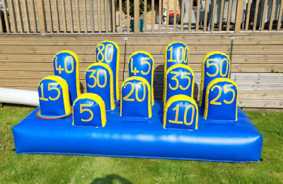 Hoop Toss Inflatable Game 5ft x 9ft, a inflatable game for hire from 1st Choice Inflatables