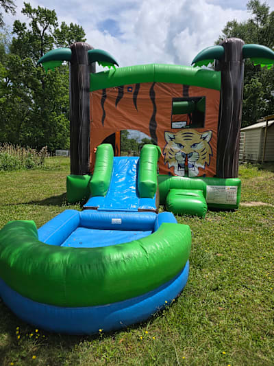 Combo Bounce Houses