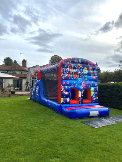 Party Time Fun Run, a assault course for hire from Sploj