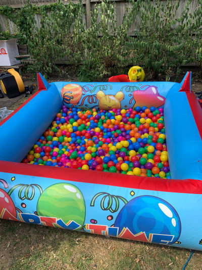 8ft x 8ft Ball pond, a soft play set for hire from TFG Bouncy Castles