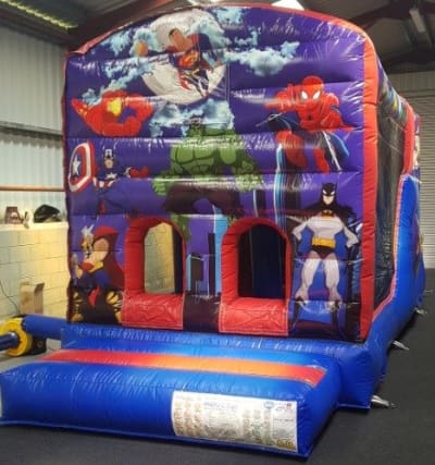 Superhero Fun Run, a assault course for hire from Chloe's Castles