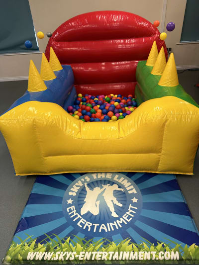 Multicoloured Juggler Ball Pool