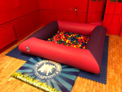 Ball Pool with Balls