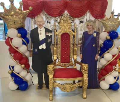 Throne chair hire for Santa
