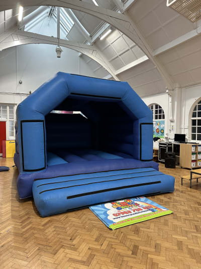 Chelsea Blue Castle, a bouncy castle for hire from Bouncy Castle Fun World