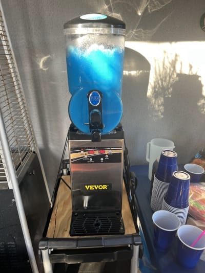 Food / Drink Machine Rentals