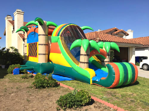 Combo jumper rental for a Corona birthday school or family event