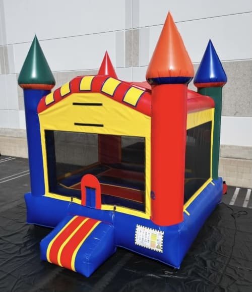 Bounce house rental for a Fontana backyard birthday or family celebration