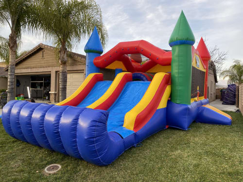 Combo jumper rental for a Redlands birthday school or family event