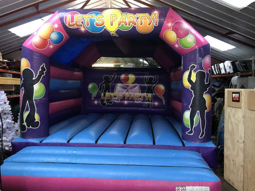 Bouncy Castles In West Midlands Cannock Walsall Wolverhampton Sutton Coldfield Wolverhampton West Midlands Inflatables Ltd
