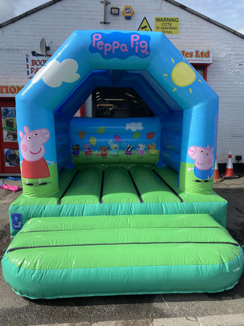 Bouncy Castles In West Midlands Cannock Walsall Wolverhampton Sutton Coldfield Wolverhampton West Midlands Inflatables Ltd