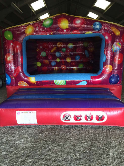 4ft light up Number 1 - Bouncy Castle Hire in Colchester, Clacton on Sea,  Harwich, Manningtree, Mistley, Dovercourt