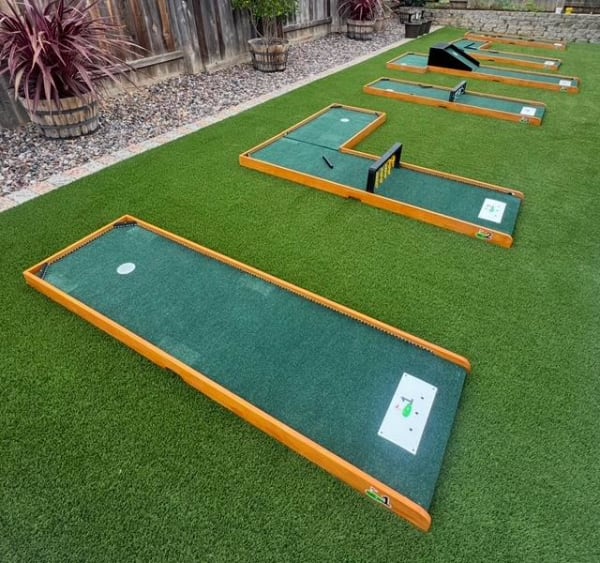 Contact Masters Mobile Mini Golf