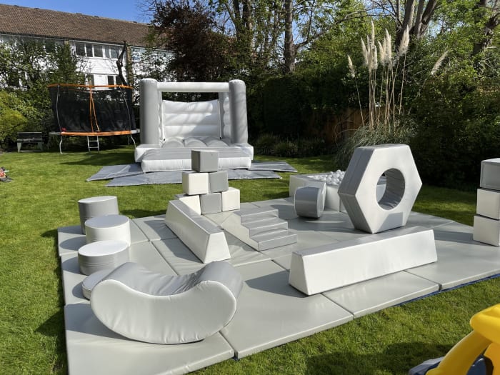 Event installation for toddlers