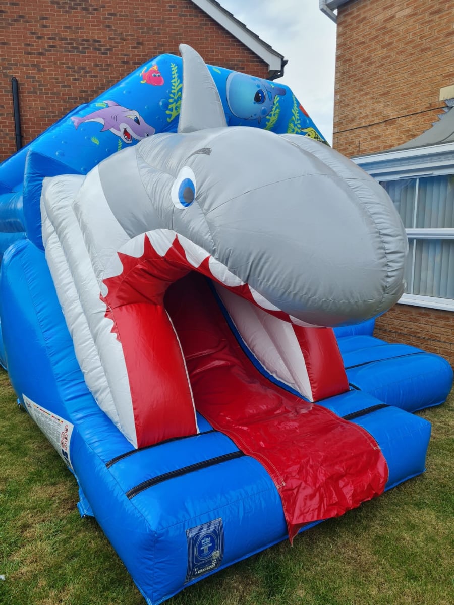 Inflatable Nightclub Package 3 - Bouncy castles, Soft play & LED Furniture  hire in Coalville , Ibstock , Ashby de la zouch, Shepshed, Loughborough,  Leicestershire