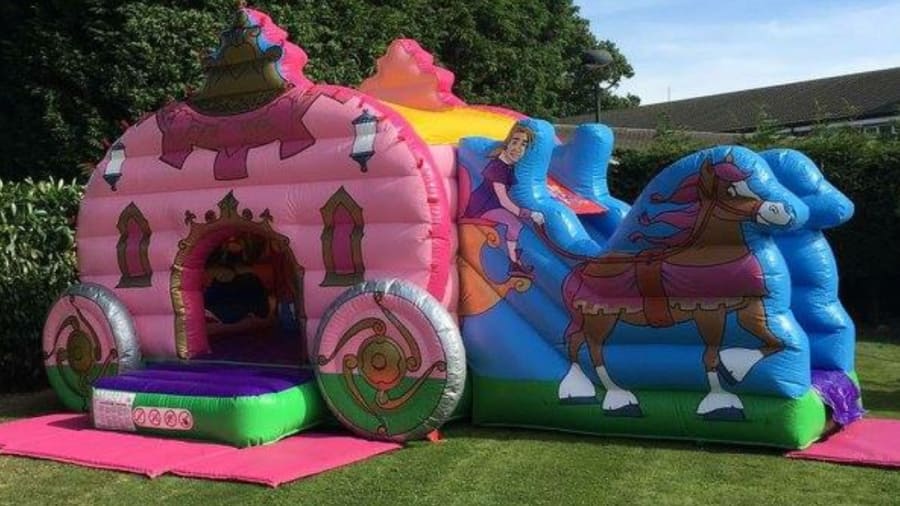 princess carriage jumping castle