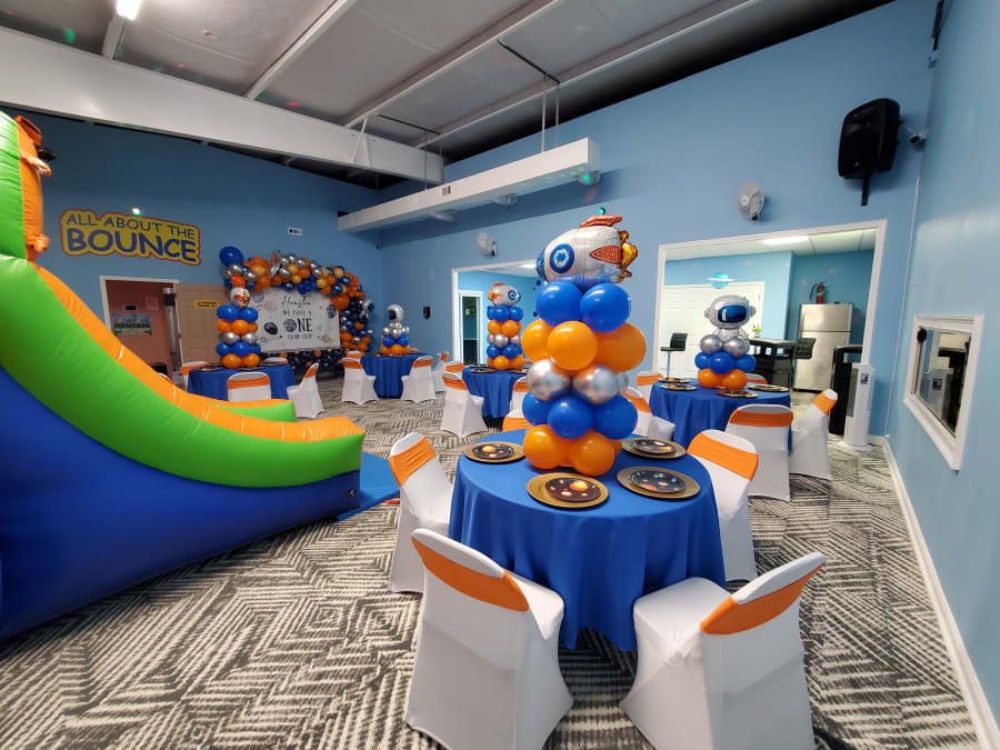 The Bounce Center-Ultimate Package - Rentals in Alabama