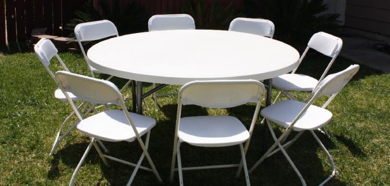 Round table discount and 8 chairs