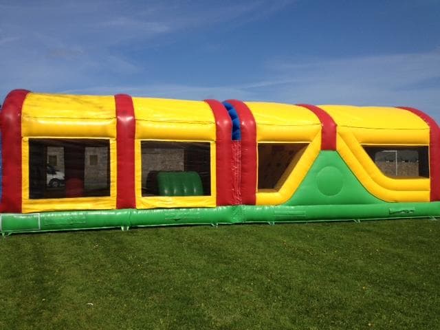 Mega Obstacle Course - Bouncy Castle 