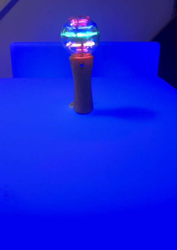 spinning light toy