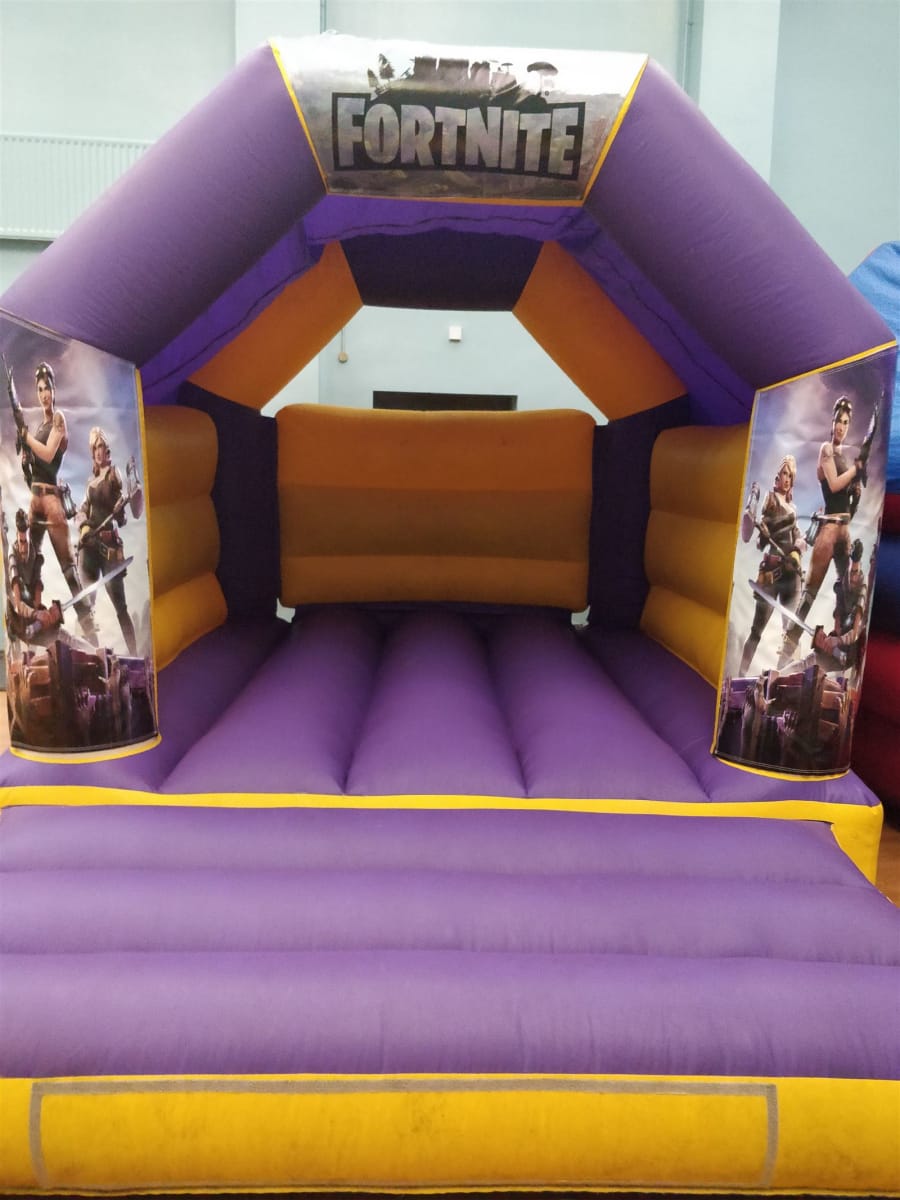 fortnite bouncy castle - fortnite bouncy castle hire