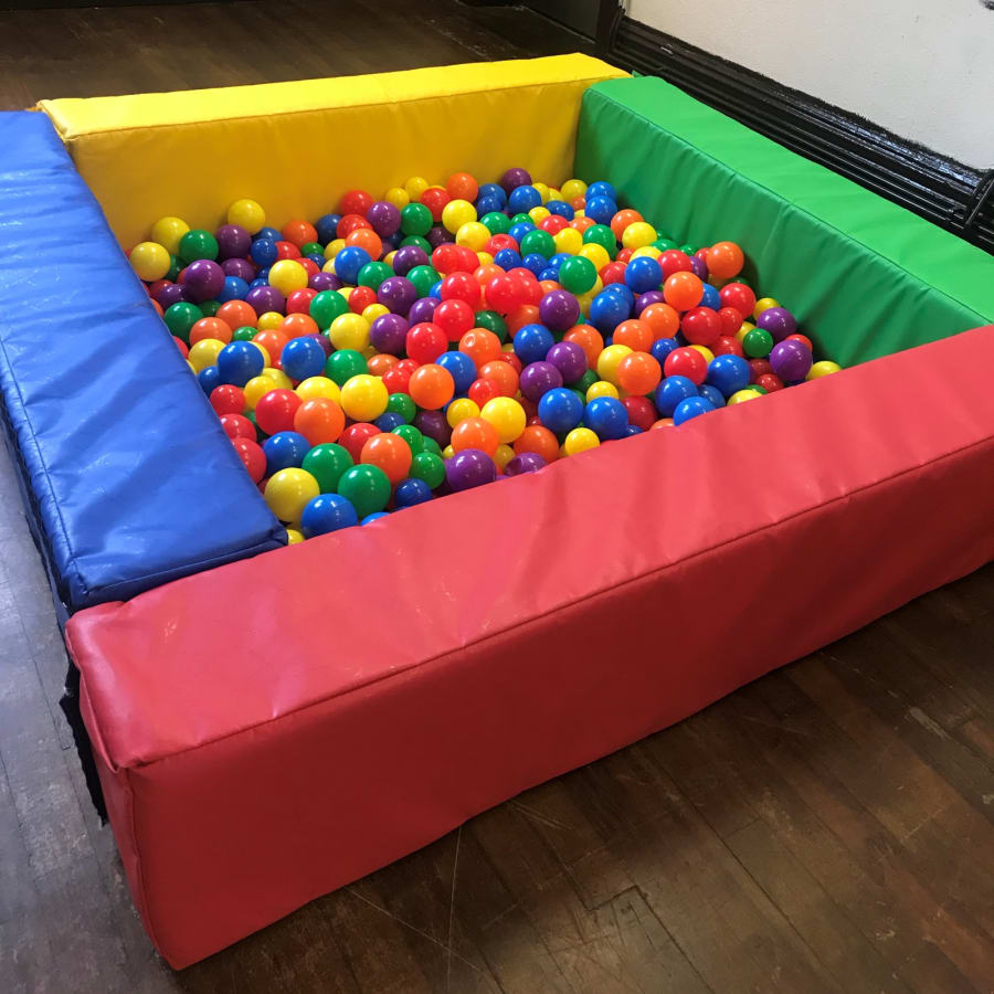 Large ball pit for kids deals