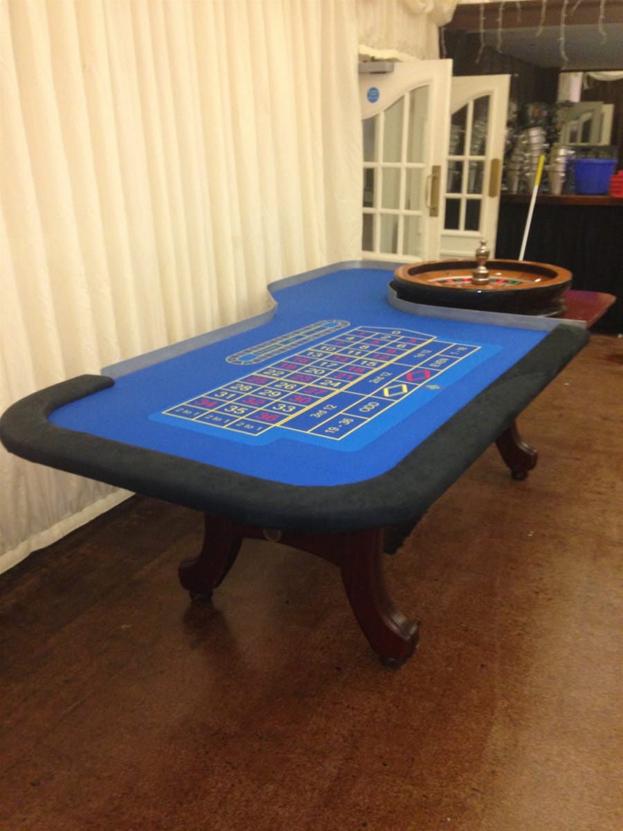 gaming table hire