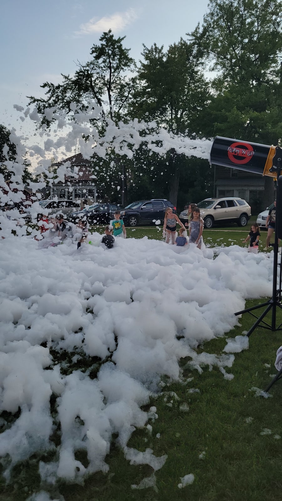 1HR Foam Party - Rentals in Lansing, Williamston, Owosso, Dewitt,  Fowlerville, Grand Ledge, Holt, Okemos