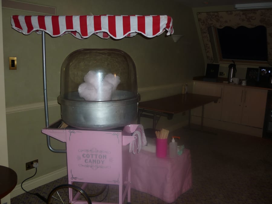 3 Hour Popcorn Machine & Cart Hire – Essex Sweet Tooth