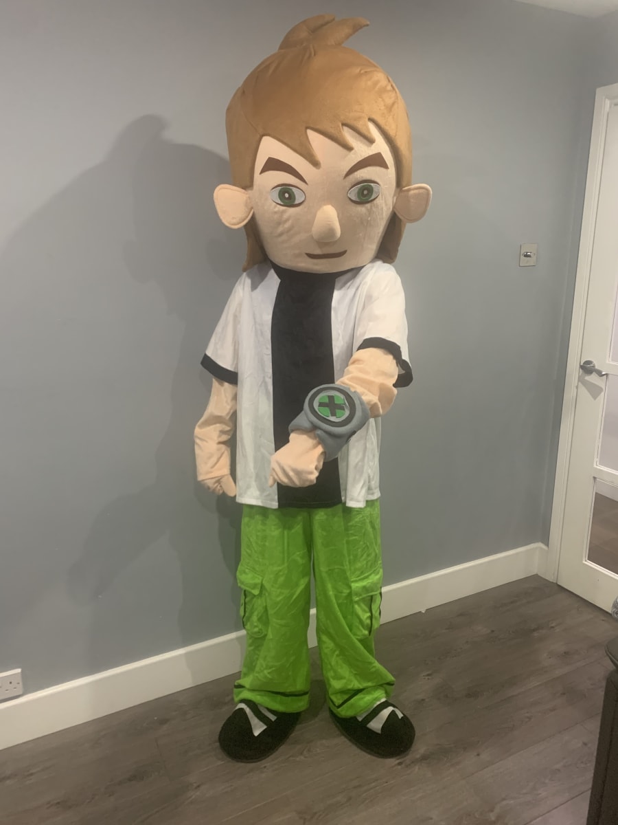 Ben 10 costume hot sale smyths