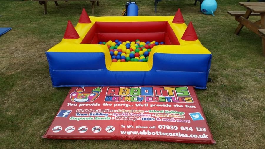 Dinosaur 3D fun run assault course - Bouncy Castle, Disco Dome, Soft Play,  Slides, Sumo Hire in Grays Brentwood Romford Hornchurch Upminster Dagenham  Essex