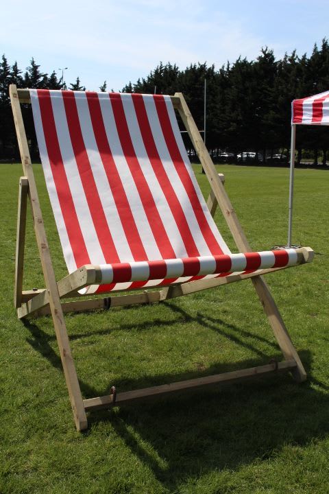 Giant deck chair online hire