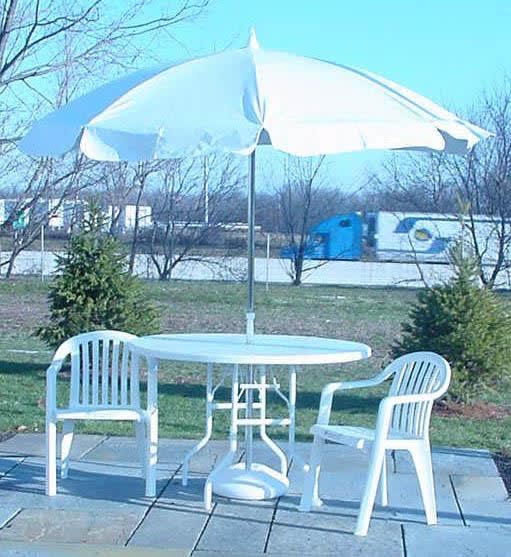 Plastic table and chairs with online umbrella