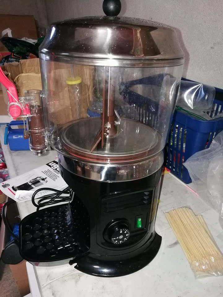 Hot Chocolate Machine Rental