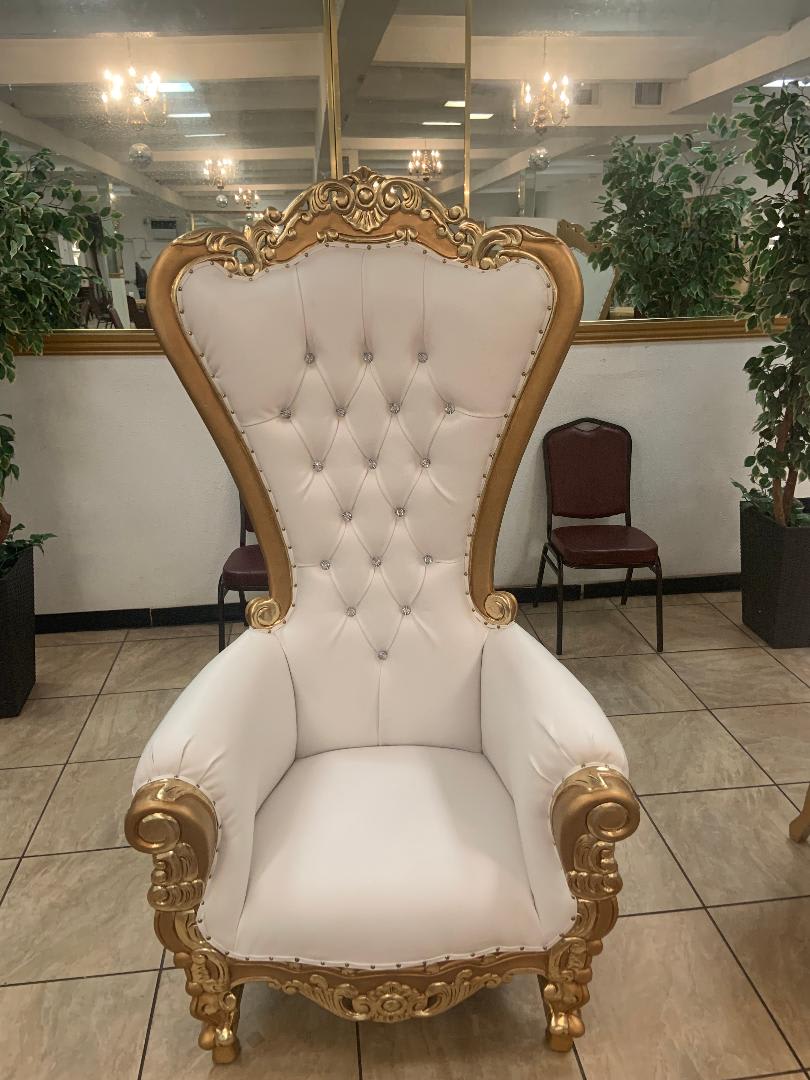  Queen Throne Chair