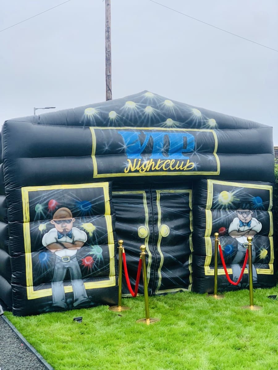 15x20ft inflatable night club £50 deposit - Bouncy Castle Hire in Wirral